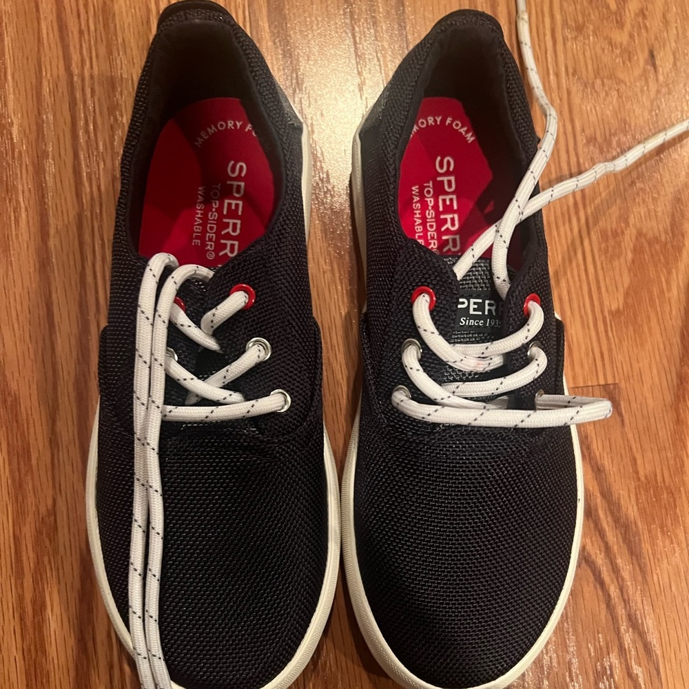NWOT Boys Navy Sperry Top-Siders